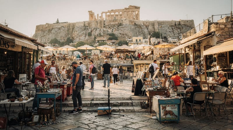 Monastiraki: mercato delle pulci, viste sui tetti e street food