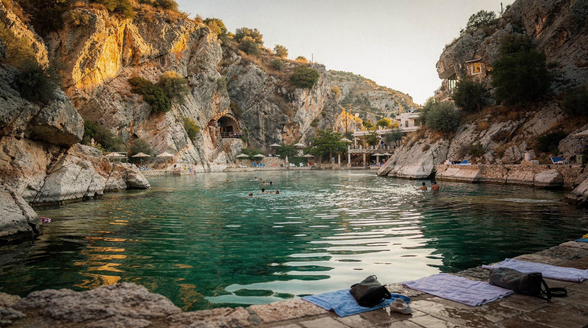 Lago Vouliagmeni e la Riviera di Atene: una fuga di mezza giornata